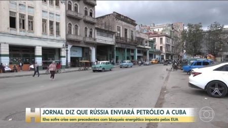 Cubanos enfrentam pior racionamento de combustível em décadas e recorrem a carvão e lenha para cozinhar