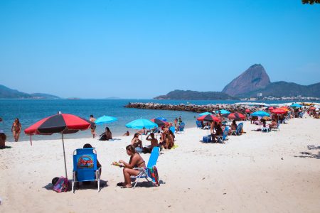 Brasil registra recorde de turistas estrangeiros e consolida crescimento no setor