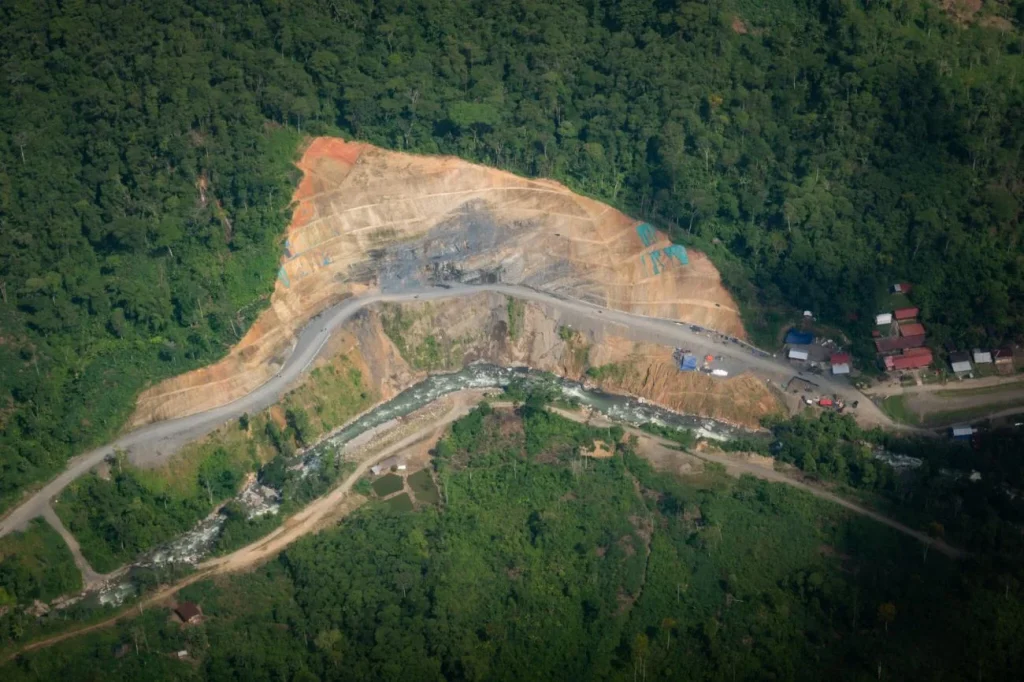 Solaris Resources (TSX:SLS) Finalizes Partnership with the Pueblo Shuar Arutam, Moves Warintza Project Forward	
		
			
								
						September 11, 2025					
				 
						| 
					
						Posted by: Matthew Evanoff