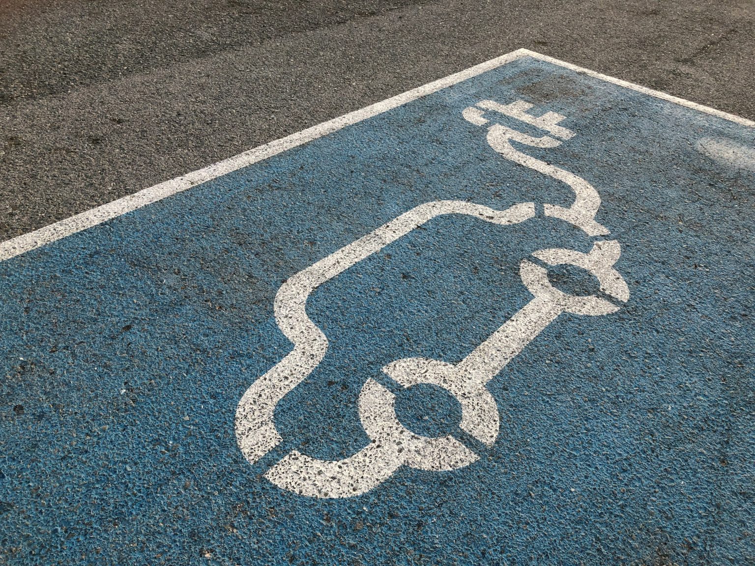 Critical Minerals Sector Poised for Strong Returns as EV Demand Surges 28%